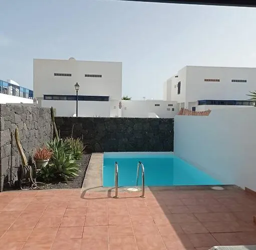 Casa En Con Piscina Privada Y Cerca De Marina Rubicón Playa Blanca (Lanzarote)